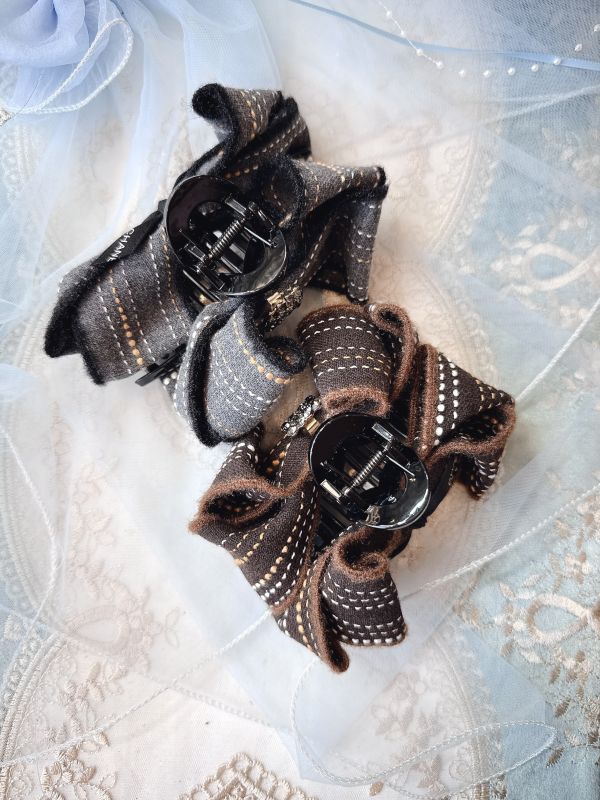 冬日絨邊蓬感蝴蝶結大抓夾 