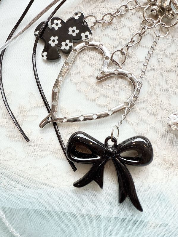 黑色皮革星星個性層次感吊飾/顧墜 