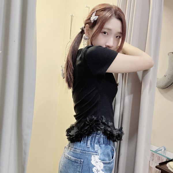 花綻微笑下擺棉質上衣 