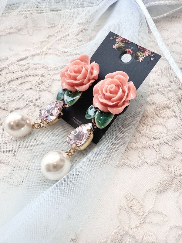 玫瑰序曲珍珠垂墜耳環 