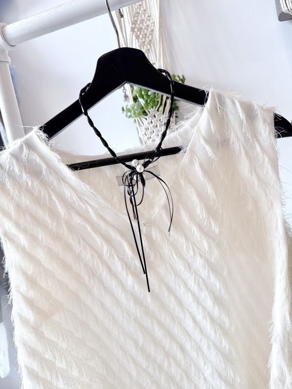 黑色高雅水晶珍珠交織蝴蝶結設計項鍊 