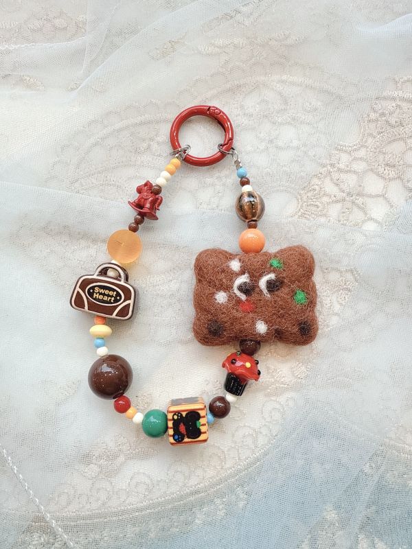 韓國手工羊毛氈/娃娃串出吊墜 