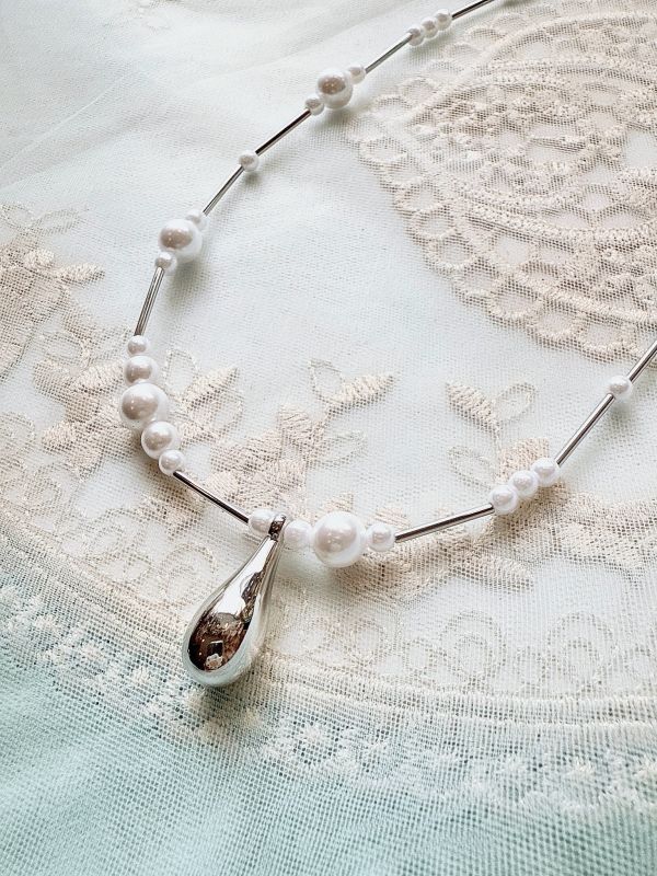 珍珠簡約水滴型金屬短鏈 