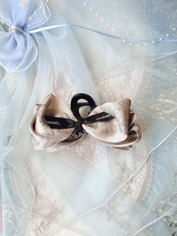 絲感雪紡華麗寶石個性抓夾 