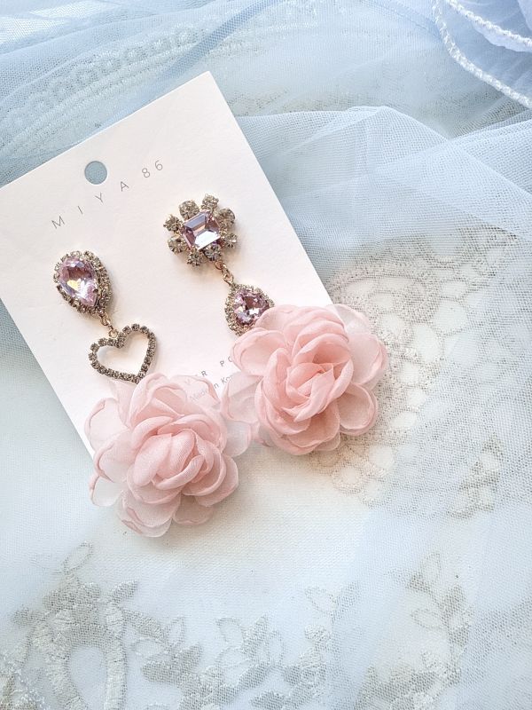 浪漫奢美寶石垂墜耳環 