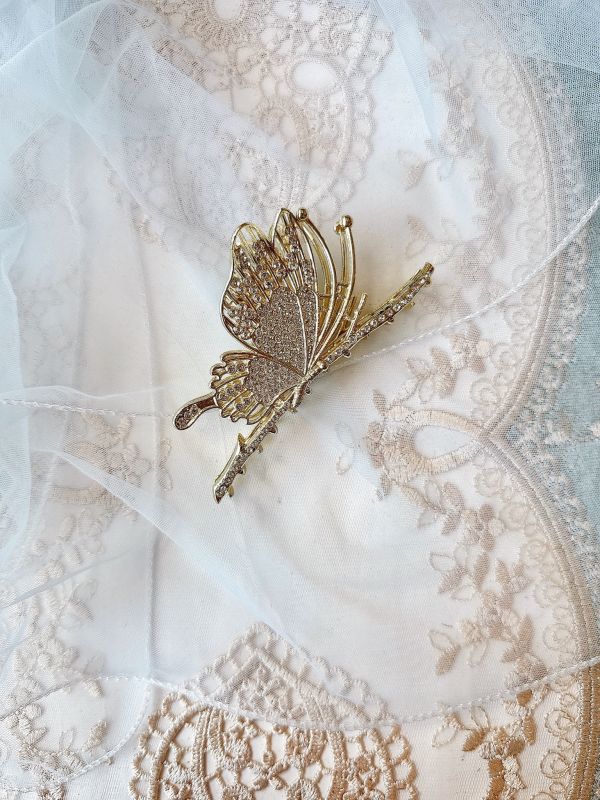 滿鑽金屬蝴蝶抓夾 