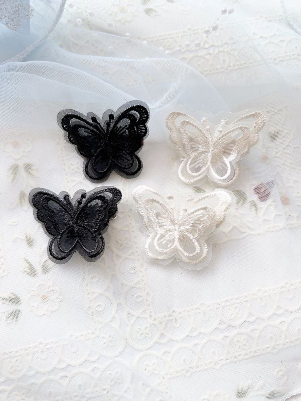 蕾絲蝴蝶壓夾（兩個一組） 
