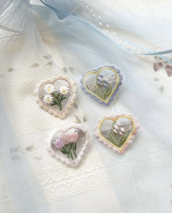小朋友蕾絲刺繡愛心小髮夾 