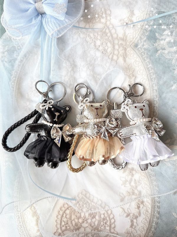 AB彩鑽華麗貴氣蓬蓬裙可愛小熊女孩吊飾掛墜 