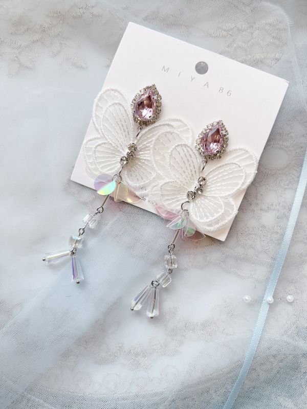 蕾絲雙層蝴蝶結水晶垂墜氣質感銀針大耳環 