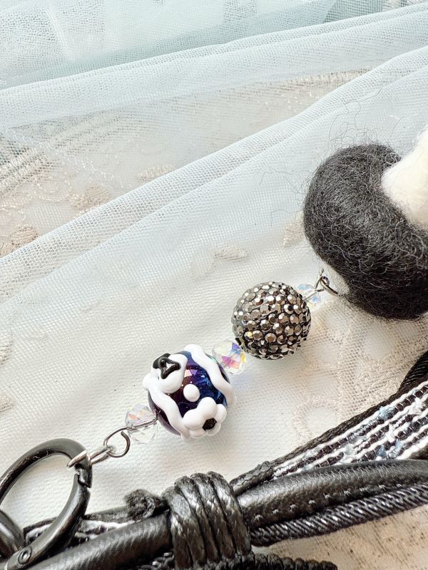 黑色個性羊毛氈蘑菇多層次日系吊飾/掛墜 