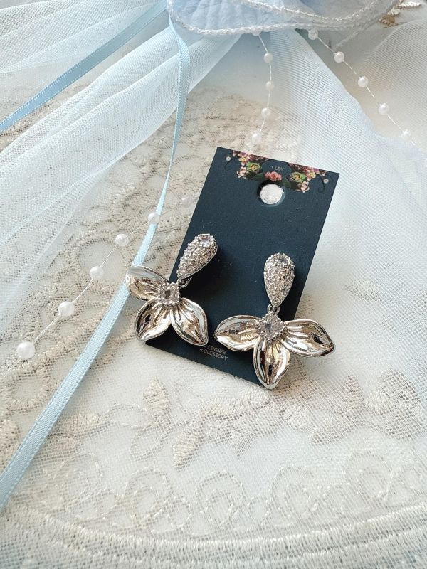 冷金屬鋯石鑲鑽個性耳環 