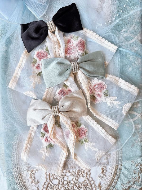 靜謐玫瑰刺繡蝴蝶結公主彈跳夾 