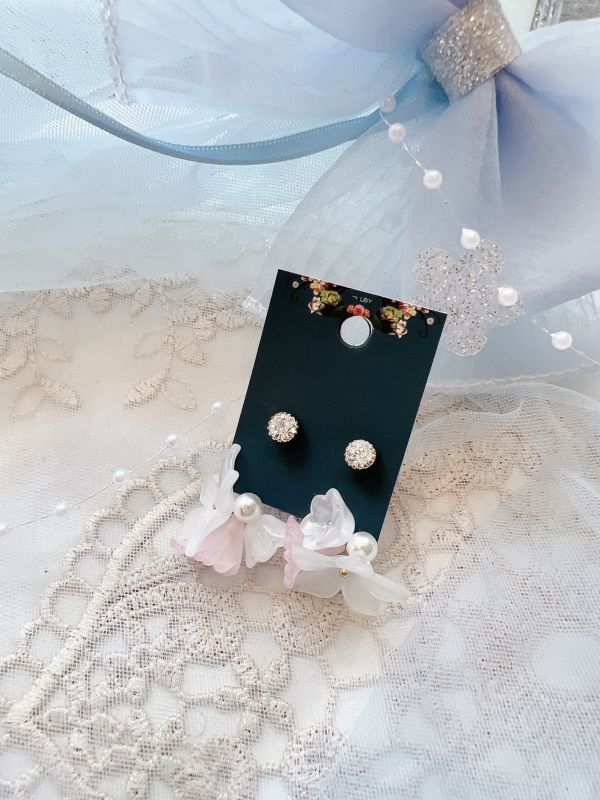 氣質小巧樹酯花兩件式耳環 