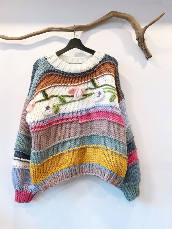 千織生花立體針織上衣 