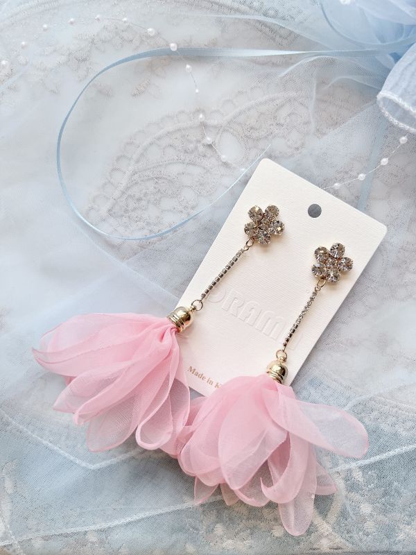 澎鬆雪紡花裙小花白鑽鋼針大耳環（粉色） 