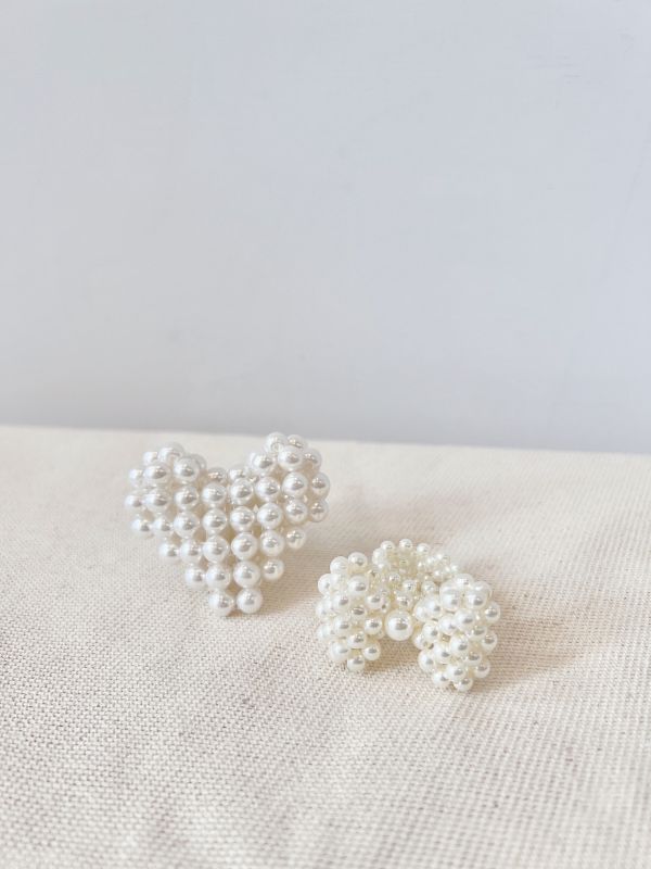 樹酯珍珠串愛心、蝴蝶結戒指 