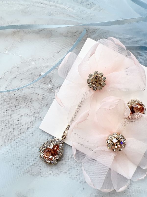 粉色雪紡花不對稱氣質鋼針大耳環 