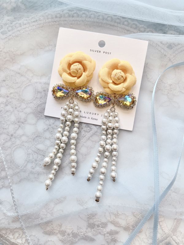 立體玫瑰蝴蝶結亮鑽垂墜珍珠大耳環 