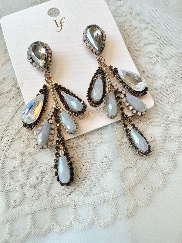 水晶氣質葉子造型垂墜耳環 