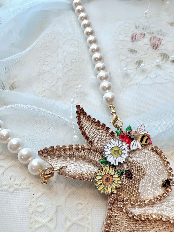 手工設計刺繡兔子珍珠短鏈 