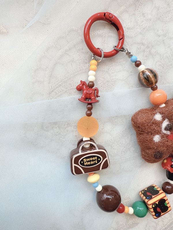 韓國手工羊毛氈/娃娃串出吊墜 