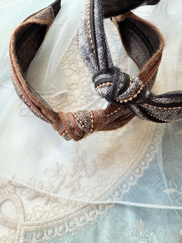 冬日棉質復古毛呢邊個性髮圈 