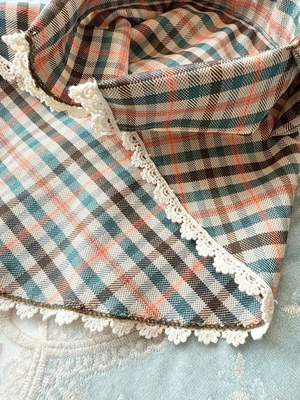 打結式仿帽格紋拼接蕾絲造型日系髮圈 