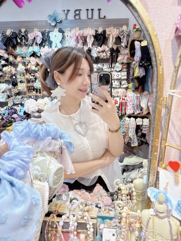 高質感銀蔥絲面雪紡多層次大蝴蝶結抓夾 