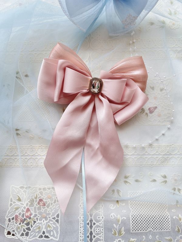 硬板立體蝴蝶結水鑽雕花彈跳夾 