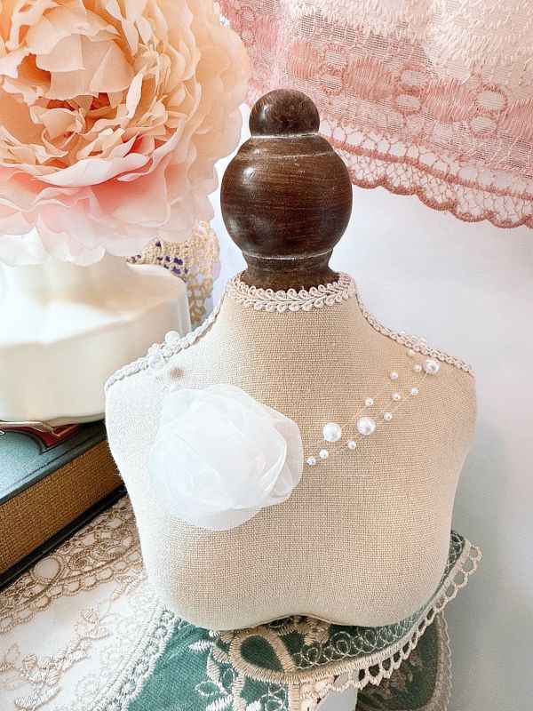 法式珍珠氣質柔感雪紡玫瑰頸鏈 