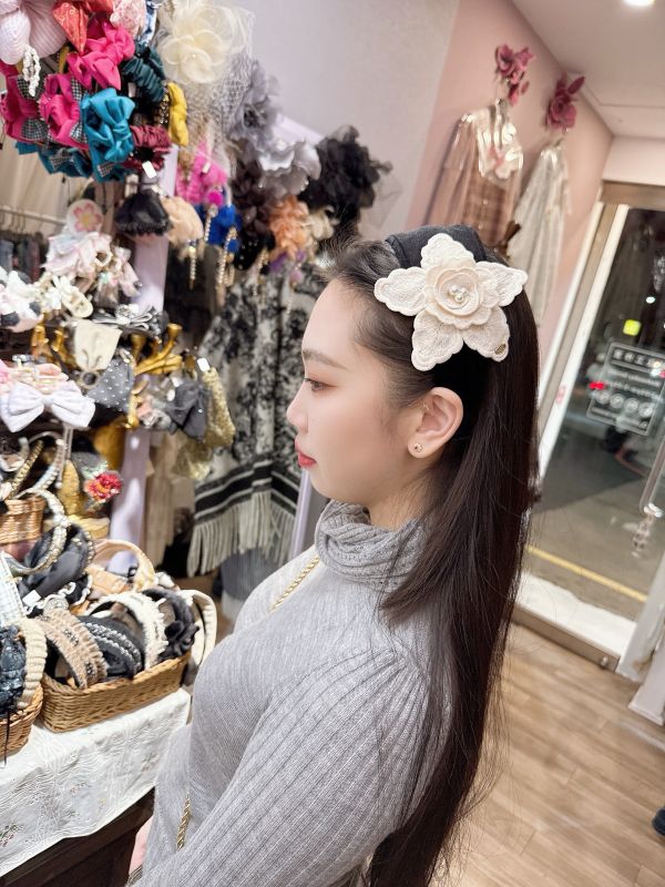 黑白藝術刺繡大花髮箍 