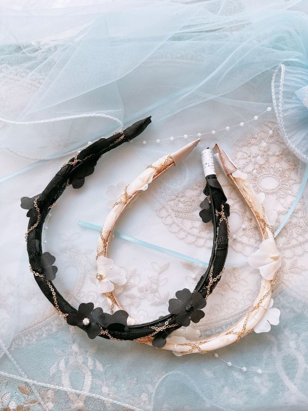 細版刺繡雪紡立體小花金屬鏈點綴髮圈 