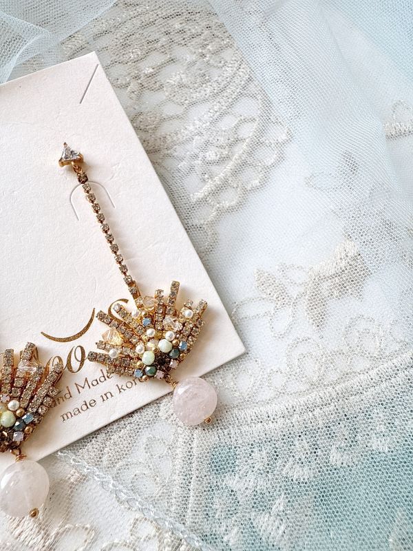 扇型水鑽垂墜原石耳環 