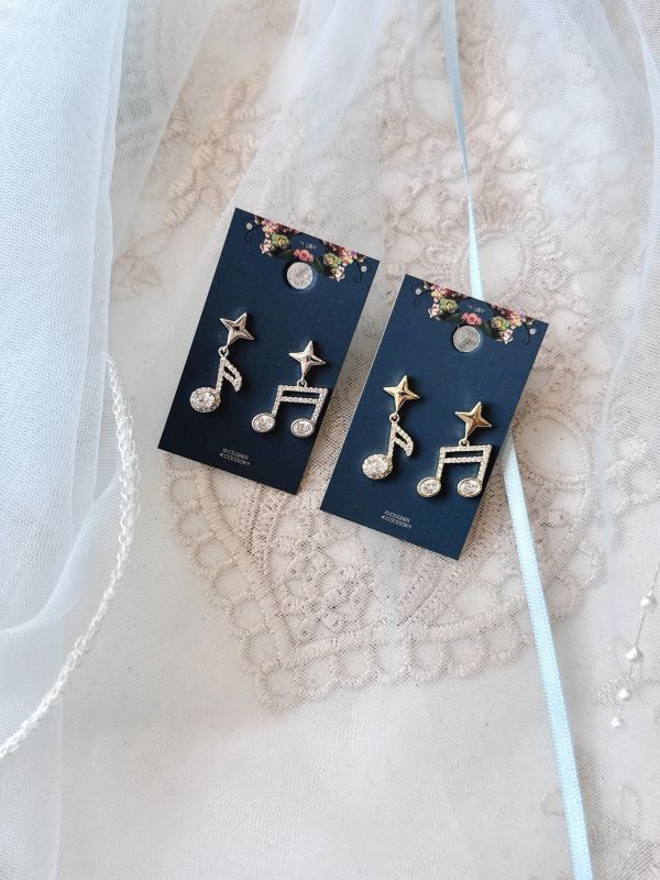 鋯石音符小垂墜式耳環 