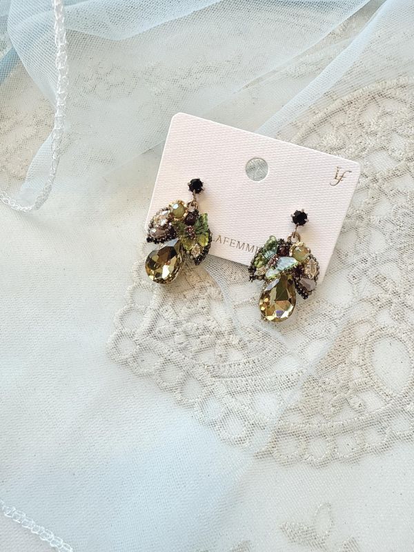 韓國手工森林系蝴蝶紛飛垂墜耳環 