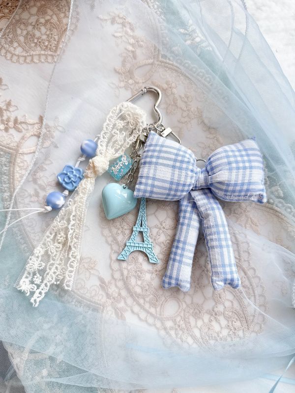 胖嘟嘟水藍鄰家感蝴蝶結日系吊飾/手機墜飾 