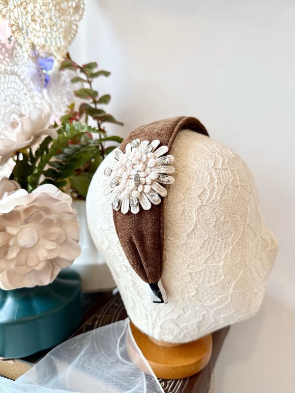 蕾絲花瓣復古厚棉寬版髮圈 