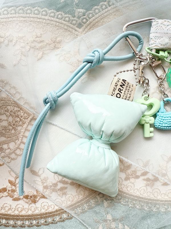 胖嘟嘟蝴蝶結可愛日系感吊飾/掛飾 