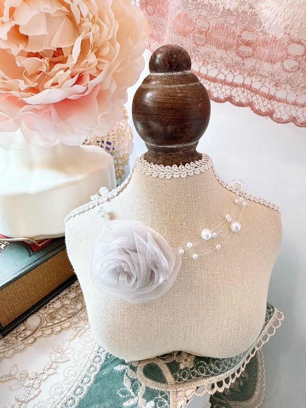 法式珍珠氣質柔感雪紡玫瑰頸鏈 