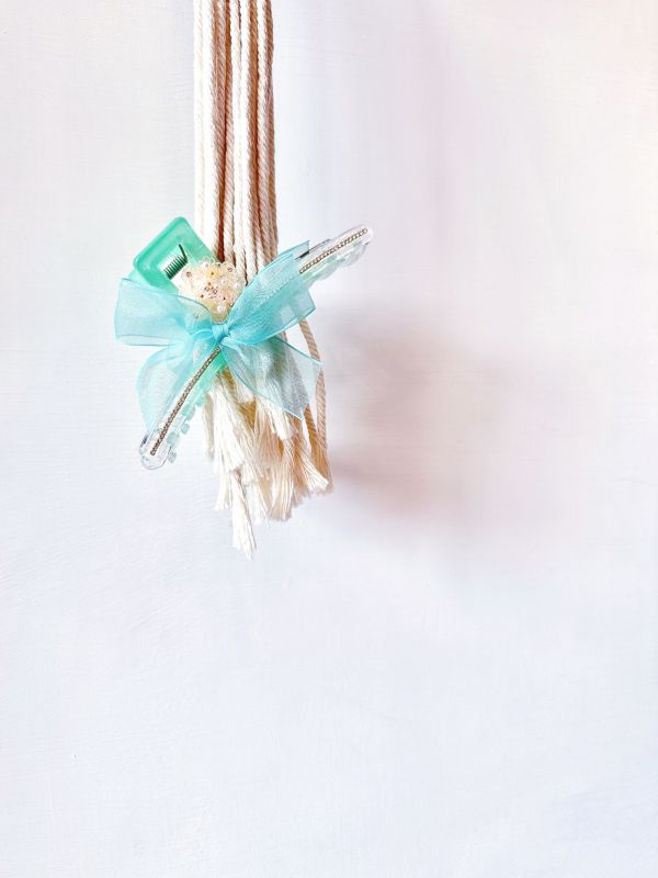 繽紛亮色雪紡蝴蝶結樹酯排鑽抓夾 