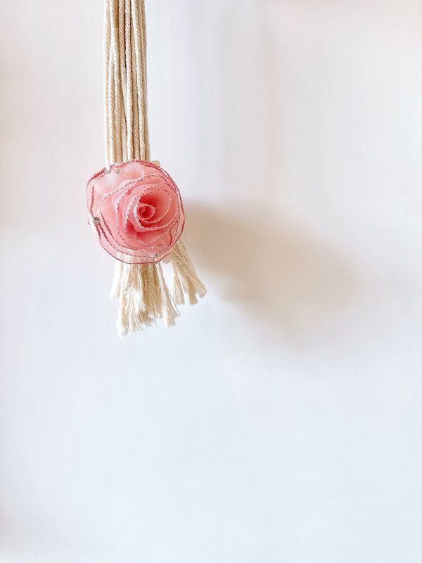 露水粉玫瑰雪紡樹酯抓夾 