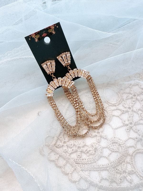 華麗流蘇圓弧耳環 