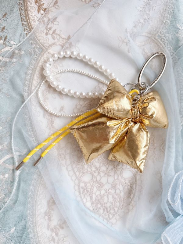 胖嘟嘟蝴蝶結個性金屬系串珠吊墜/手機掛飾 