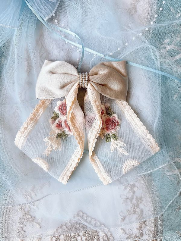 靜謐玫瑰刺繡蝴蝶結公主彈跳夾 