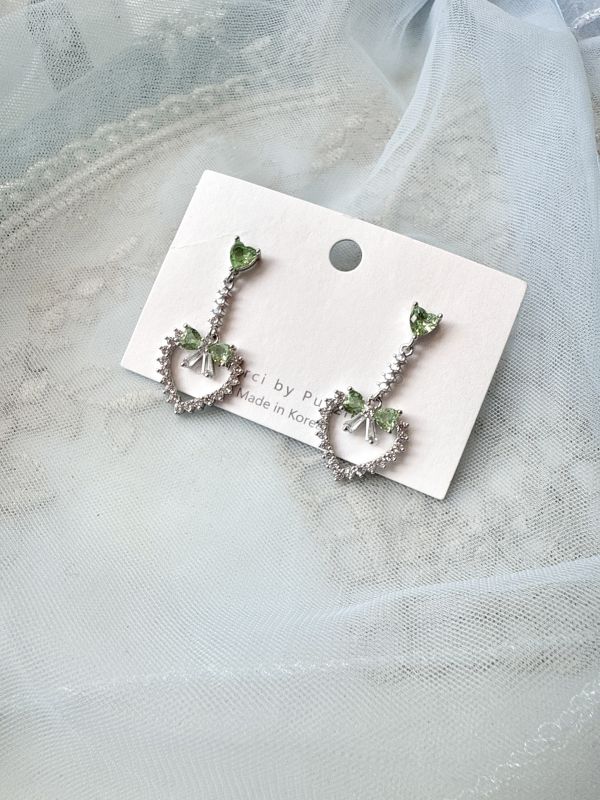 鋯石精緻愛心蝴蝶結耳環 