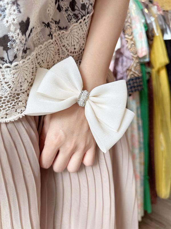 氣質感公主風緞面蝴蝶結大腸圈髮束 