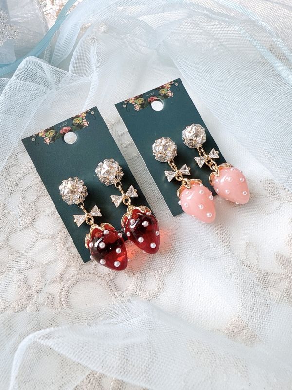 鋯石垂墜草莓耳環 