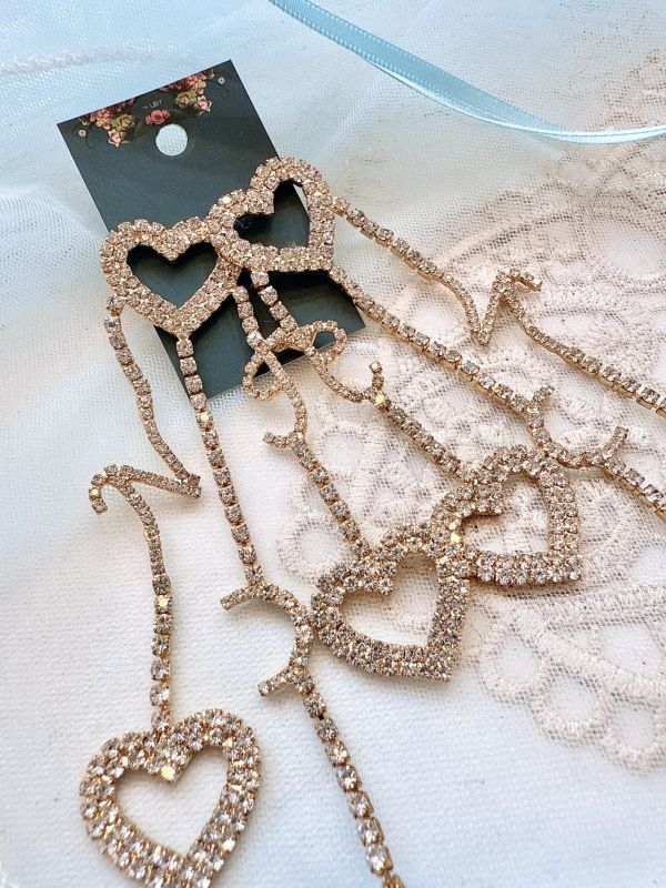 愛心垂墜長版華麗耳環 