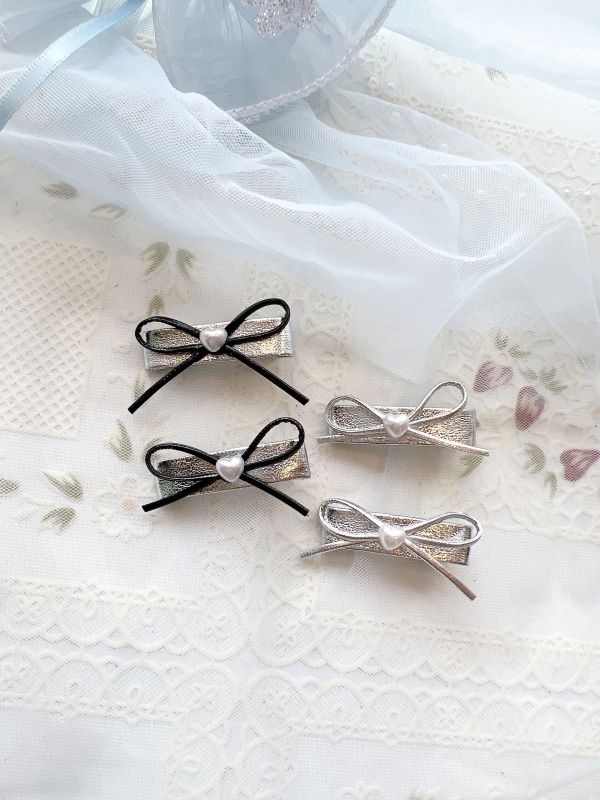 皮革蝴蝶結造型小壓夾（兩個一組） 